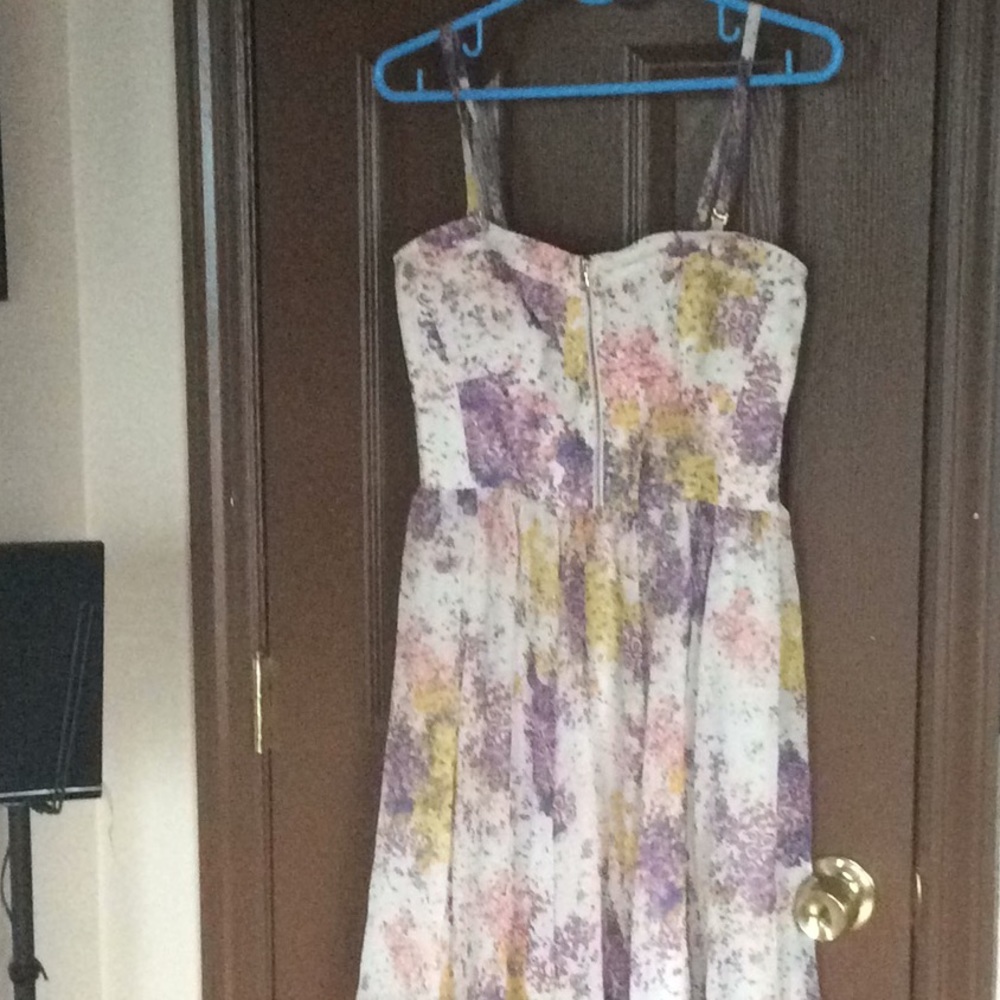 Guess - Strapless/String Strap Flowery Dress